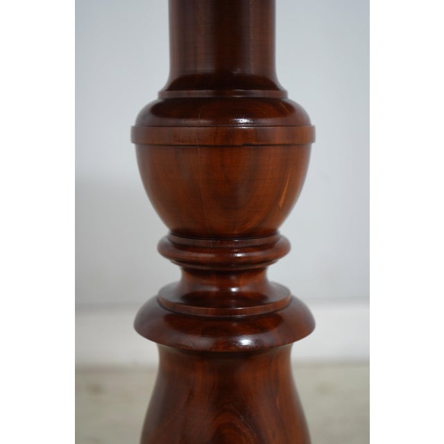 1930s Vintage Italian Inlaid Walnut Round Lamp Table For Sale - Image 5 of 14