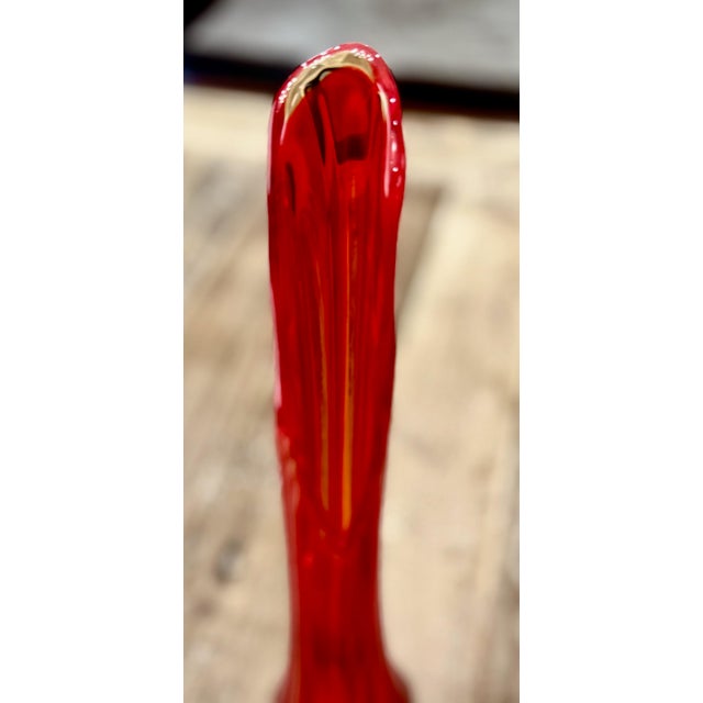 Mid-Century Modern Vintage Le Smith Amberina Swung Pedestal Vase - Mid Century Modern - 22"h For Sale - Image 3 of 9