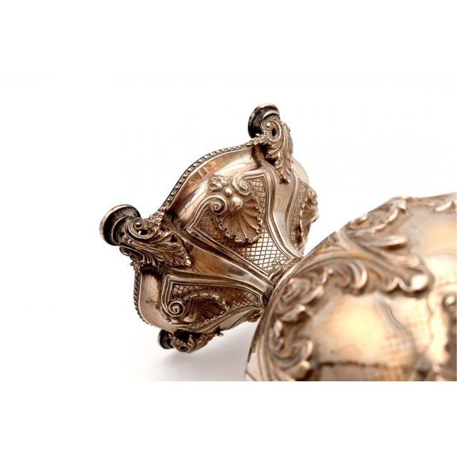 Silver Vase with Shell Reliefs, in Good conditions. Designed 1920 to 1949