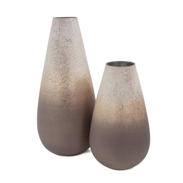Glass Alana Ombre Glass Vase- Short For Sale - Image 7 of 9