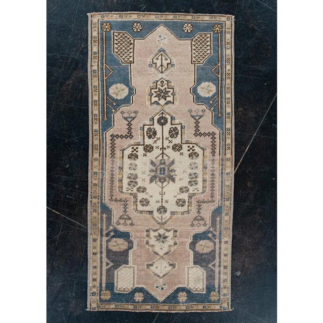 Oriental Hand Knotted Vintage Turkish Mini Rug 1'6" x 3'2" For Sale In Houston - Image 6 of 6