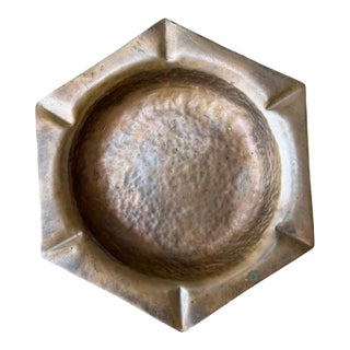 Vintage Hexagonal Hammered Copper Ashtray For Sale