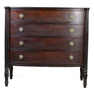 Early 19th Century New England Federal Mahogany Bow-Front Chest of Drawers, C. 1810–1825 For Sale