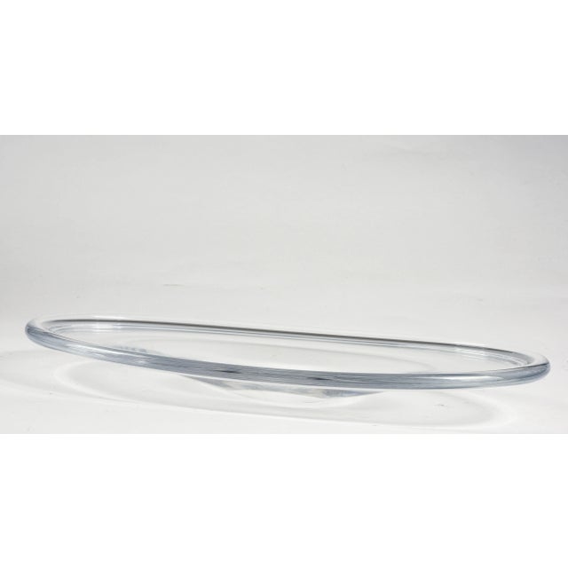 Plate oval centerpiece made of transparent glass irregularly shaped, very heavy. Italy 80 years elegant and stylish modern...
