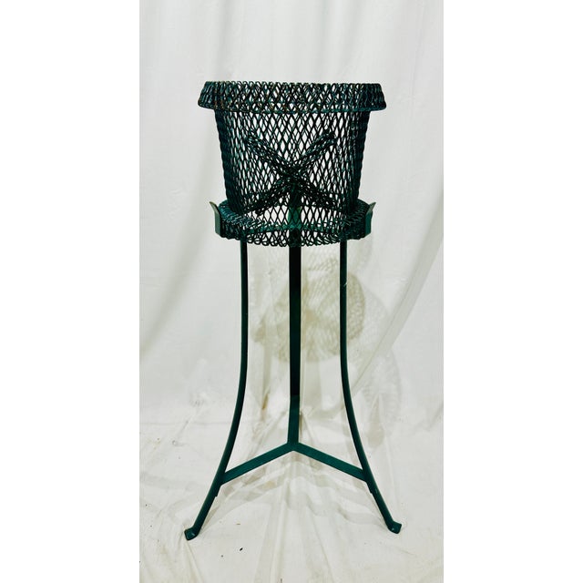 Mathieu Matégot Mid Century French Style Green Metal Mesh Planter & Tripod Plant Stand, in the Manner of Mathieu Matégot, C. 1950s For Sale - Image 4 of 12