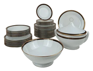 China Dinner Service attributed to Richard Ginori, 1980s, Set of 33