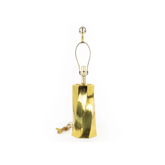 Mid Century Decorative Brass Table Lamp This lamp measures: 6 wide x 6 deep x 29 inches high and weighs 8.7 pounds We take...