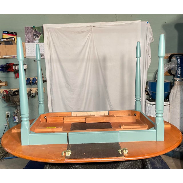 Vintage Nichols and Stone Country Sheridan Dining Table For Sale - Image 9 of 12