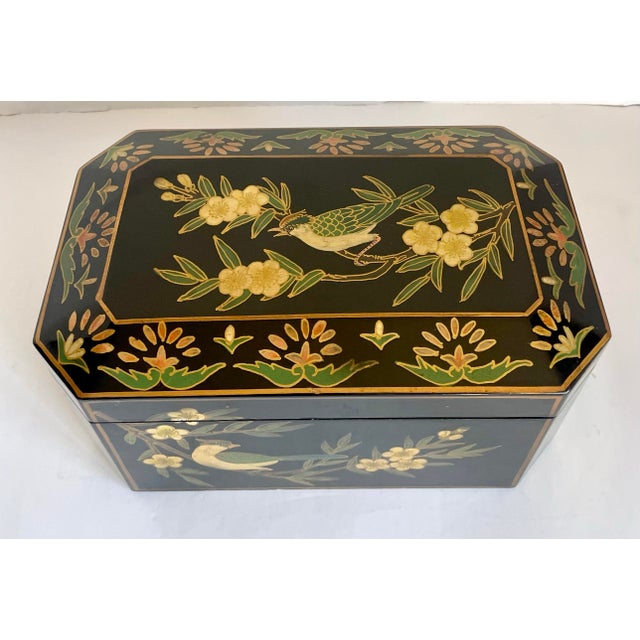 Chinoiserie Vintage Chinoiserie Faceted Black Lacquer Bird and Blossom Jewel Box For Sale - Image 3 of 12