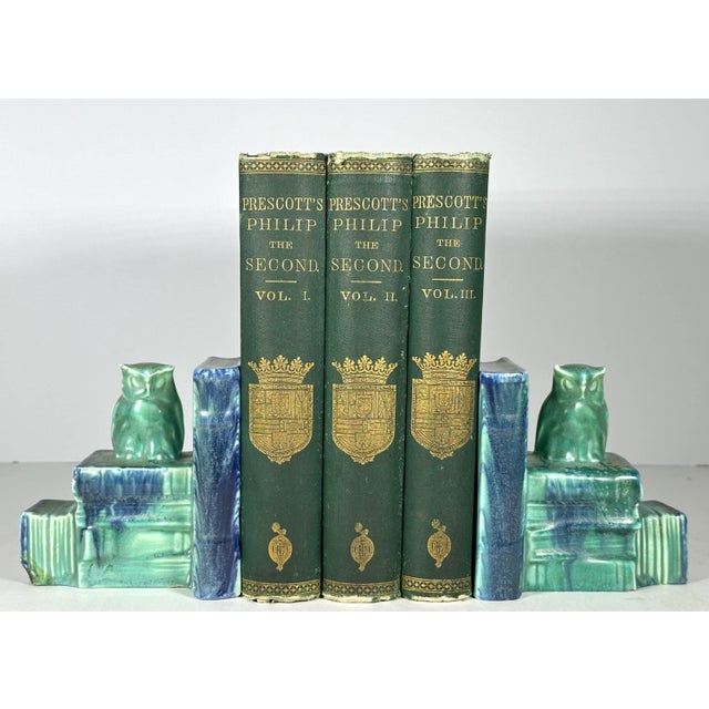 Early 20th Century Art Pottery Owl Bookends, Flambe Glaze, German Arts & Crafts For Sale - Image 10 of 10
