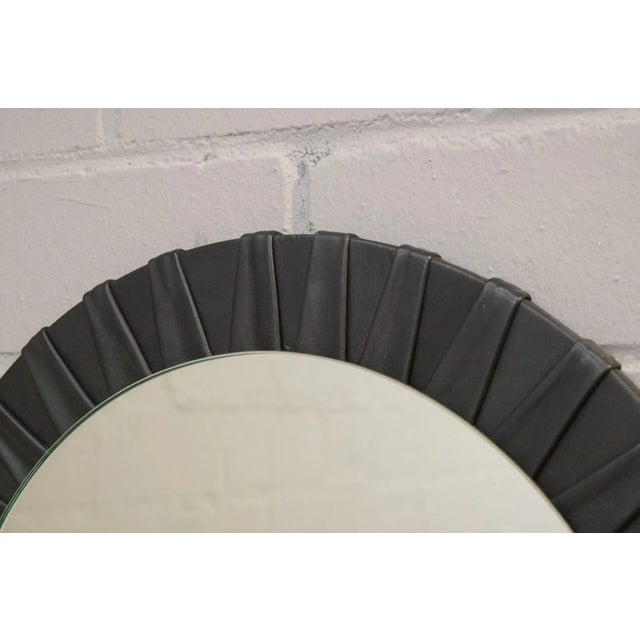 Round German Leather Wall Mirrors from Vereinigte Werkstätten München, 1950s, Set of 2 For Sale - Image 6 of 9