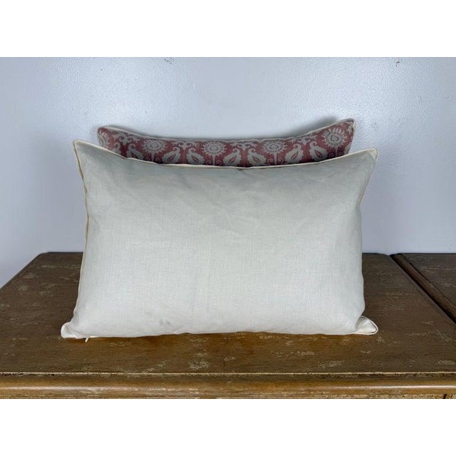 Pair of Contemporary Printed Linen Pillows For Sale In Los Angeles - Image 6 of 6