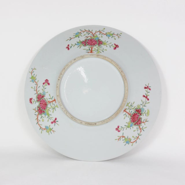 Early 20th Century Export Porcelain Cantonese Famille Rose Plate For Sale - Image 4 of 10