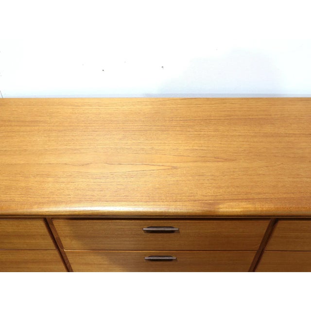 Mid Century Modern Vintage Teak Dresser Bank of Drawers Chest For Sale - Image 13 of 15