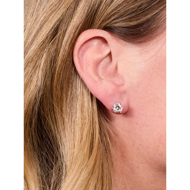 The Virgil Village: 1.96 Carat Total Weight Diamond Stud Earrings in Platinum Martini Settings, 2 Pieces For Sale - Image 9 of 10