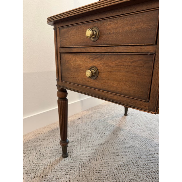 Early 21st Century Authentic Kittinger Kd1203+72 Mahogany Executive Writing Desk With Leather Top | Hubinger Company Provenance For Sale - Image 5 of 6