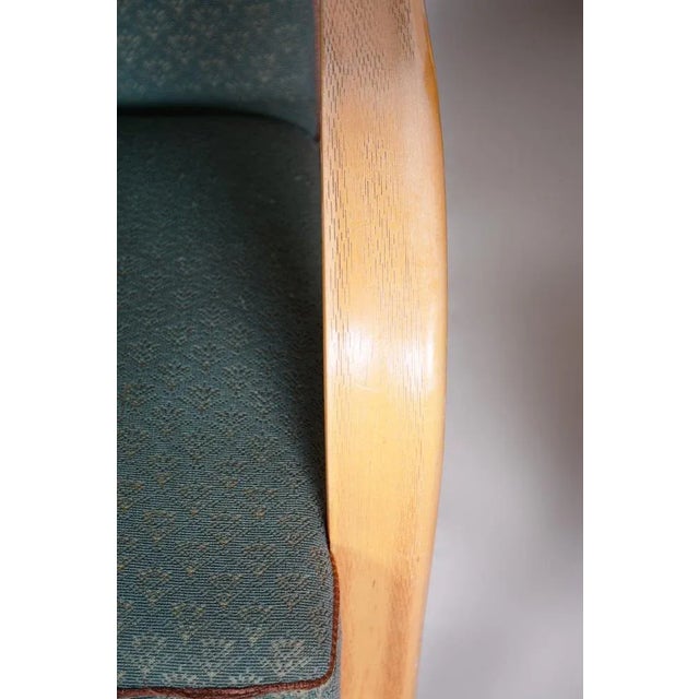 Gray Set of Art Deco Armchairs in Beech and Oak by Jindrich Halabala for Koželka - Kropáček, Czech, 1930s For Sale - Image 8 of 10