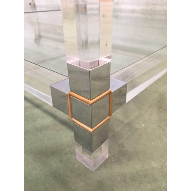 Glass Pair of Late 20th Century Square Lucite Coffee Tables with Chromed Metal Details For Sale - Image 7 of 18