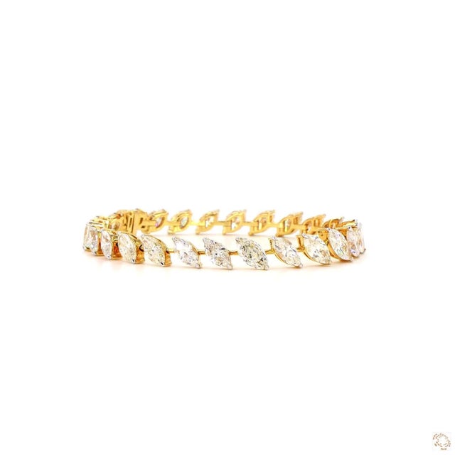 14 Carat Marquise Cut Diamond Gold Bracelet For Sale - Image 9 of 9