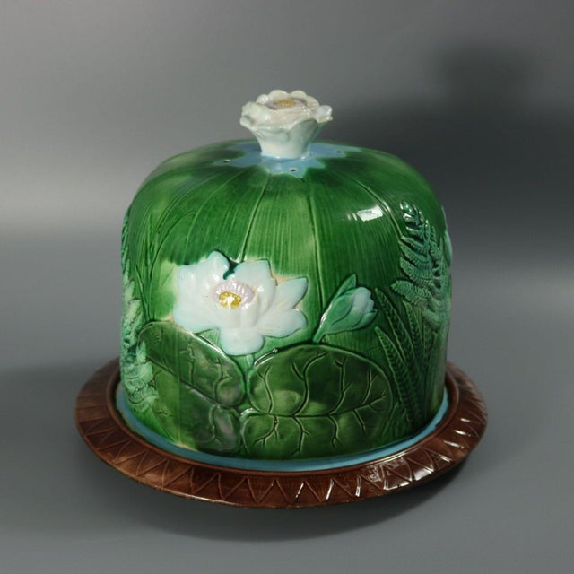 Holdcroft Majolica Pond Lily Cheese Dome and Stand For Sale - Image 4 of 15