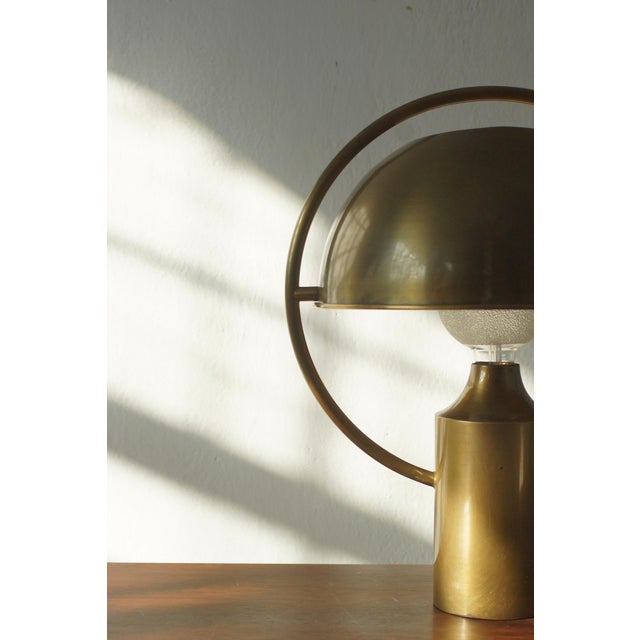 An original design by Florian Schulz, one of Germany's most highly regarded lighting designers. Models bearing his name...