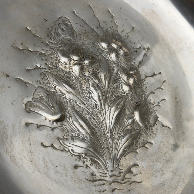 1960s 800 Silver Centerpiece with Relief Engraved Flowers by L. Greppi, 1960s For Sale - Image 5 of 11