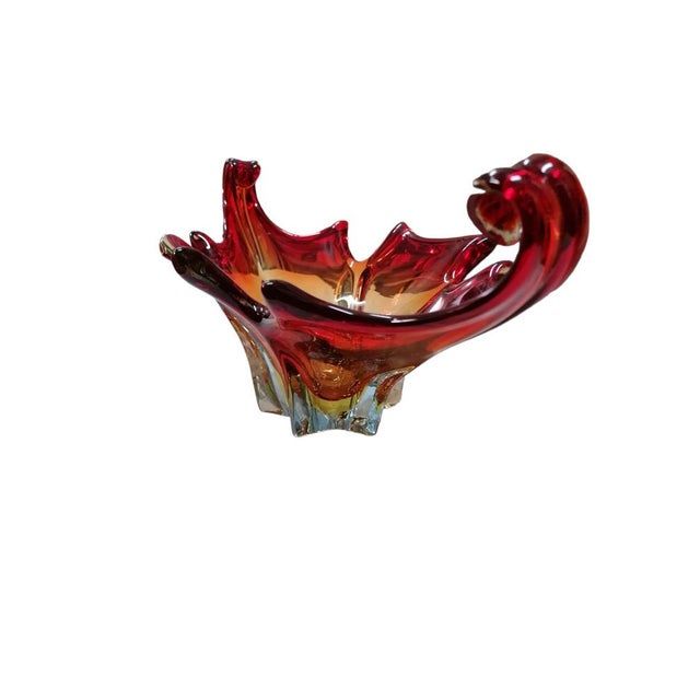 Murano Glass Centrepiece attributed to Flavio Poli, in Flawless conditions. Designed 1960 to 1969 This piece is designed...