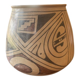 1970s Traditional Ceramic Pot - Native American Aesthetic For Sale