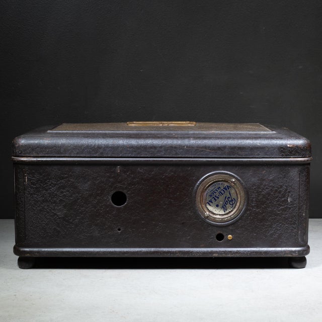 Early 20th Century Antique Atwater Kent Radio Model 46 Case c.1929 For Sale - Image 5 of 8