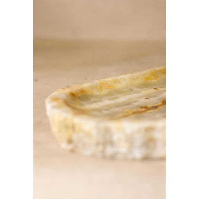 Premium Onyx Tray with Raw Edge For Sale - Image 9 of 12