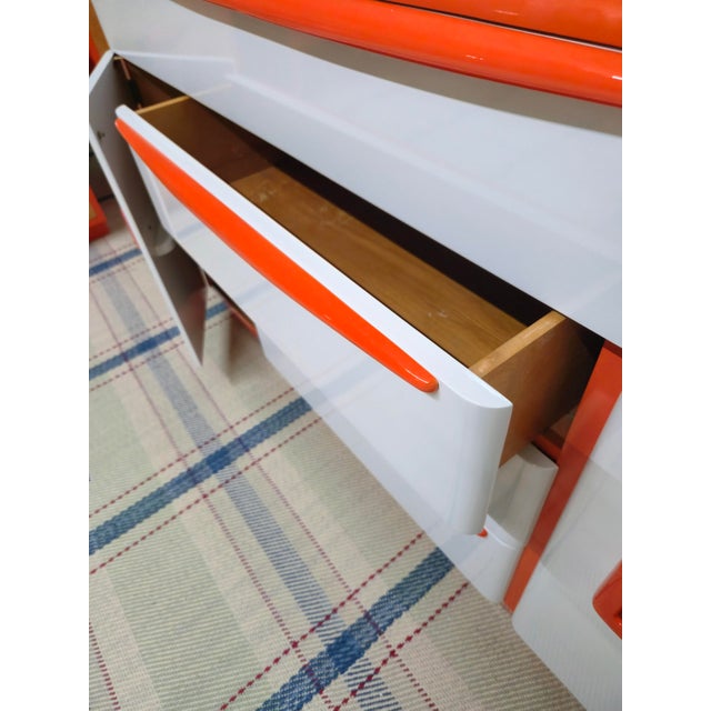Wood Custom Painted Mid Century Modern Heywood Wakefield M593 "Encore"Buffet/Kitchen Sideboard For Sale - Image 7 of 13