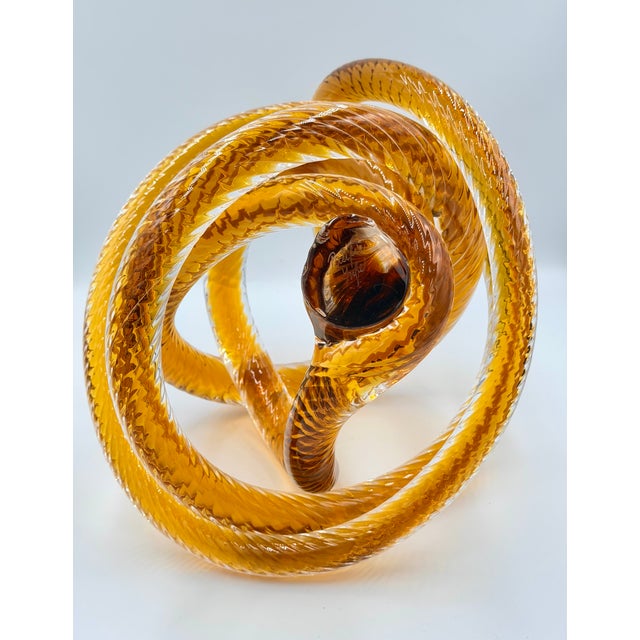 Vintage Hand-Blown Amber Art Glass Infinity Rope Love Knot Sculpture For Sale In Palm Springs - Image 6 of 10