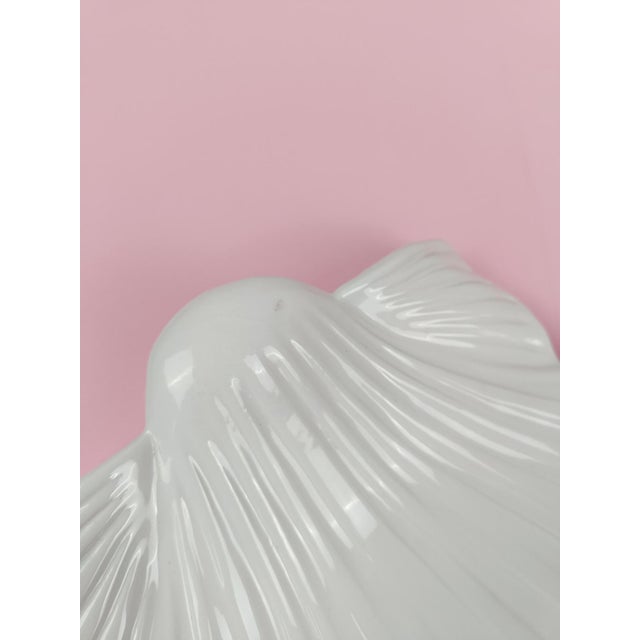 Bowl / Vide-Poche in White Glazed Ceramic by Tommaso Barbi, 1970s For Sale - Image 11 of 17