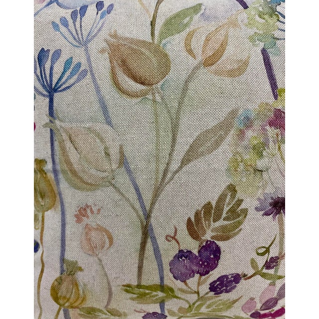 Early 21st Century 16" Square Pillow Decorated With a Queens Anne Lace & Poppy Pod Floral Pattern - Made in Uk. For Sale - Image 5 of 10