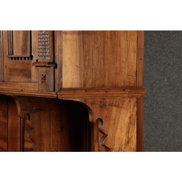 Antique Baroque Cupboard in Walnut, 1680 For Sale - Image 17 of 18