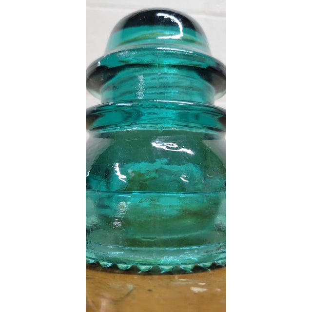 Early 20th Century Vintage Hemingray Aqua or Teal Glass Insulator For Sale - Image 5 of 6