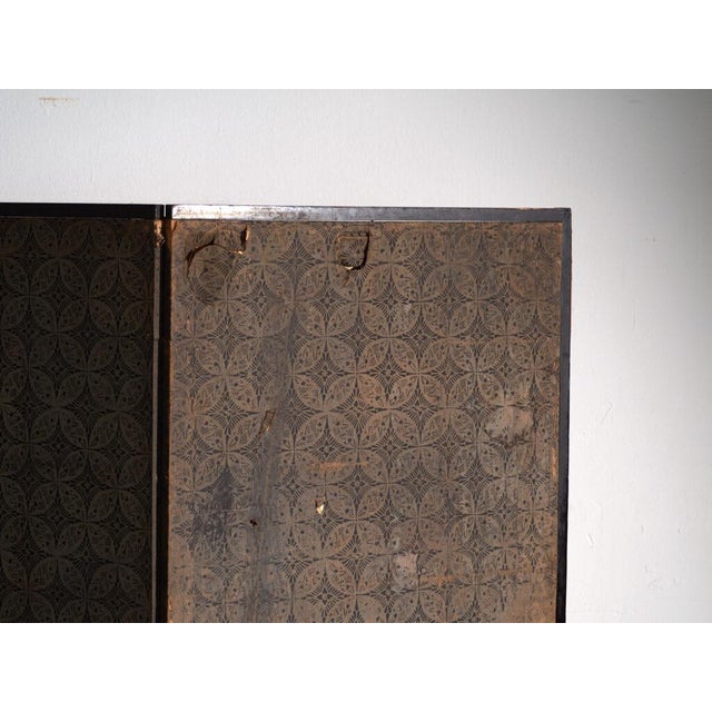 Antique Japanese Six-Panel Screen with Box, 1900 For Sale - Image 16 of 18