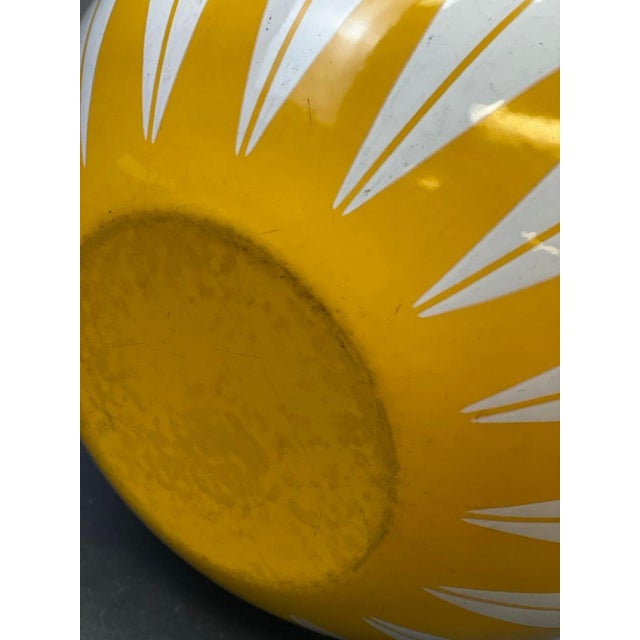 Mid-Century Modern Mid-Century Modern Yellow Enamel Nesting Bowl Set Vintage MCM Kitchen For Sale - Image 3 of 5