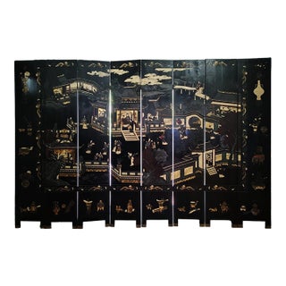 Grand Chinese Export Eight Panel Lacquered Coromandel For Sale
