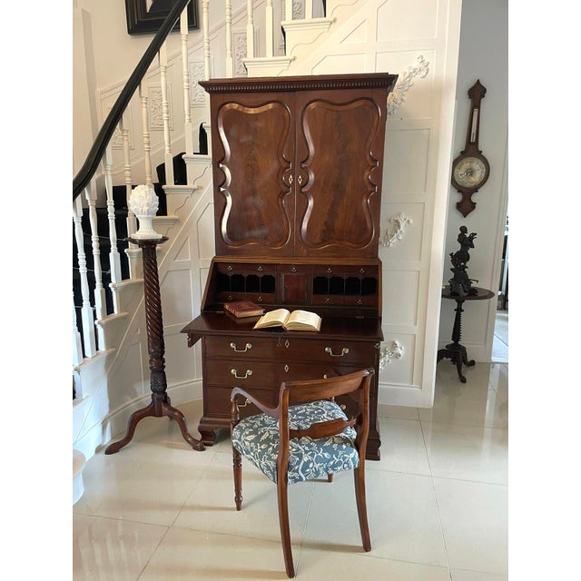 Antique George II Figured Mahogany Bookcase, 1740 For Sale - Image 4 of 18