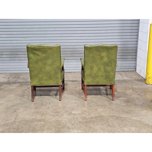 Chippendale Late 20th Century Pair of Alma Mahogany Armchairs Green Leather Fabric Made in North Carolina For Sale - Image 3 of 11