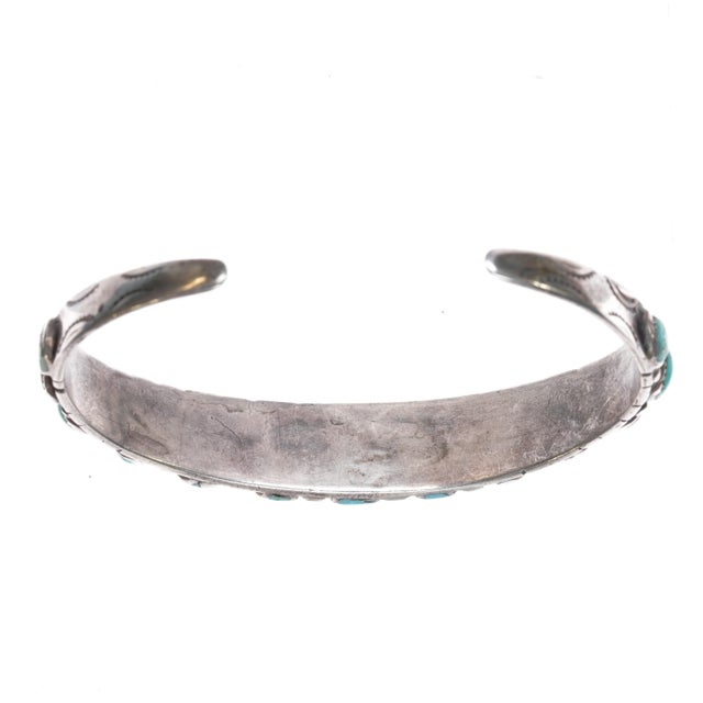 6 7/8" C1920's Navajo Ingot Silver Turquoise Row Cuff Bracelet For Sale In Austin - Image 6 of 10