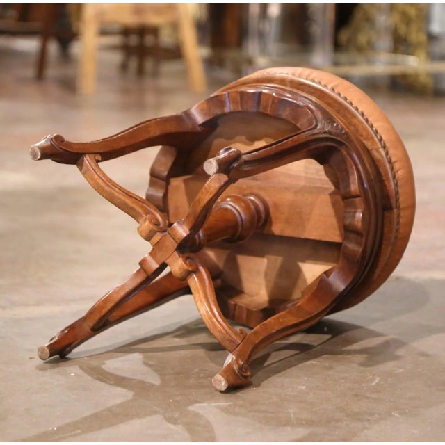 19th Century French Louis XV Walnut and Leather Adjustable Piano Stool For Sale - Image 9 of 9