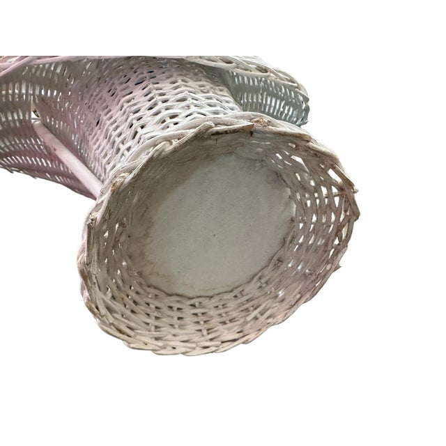 1950s Vintage Victorian French Style Rattan Flower Basket For Sale - Image 4 of 6