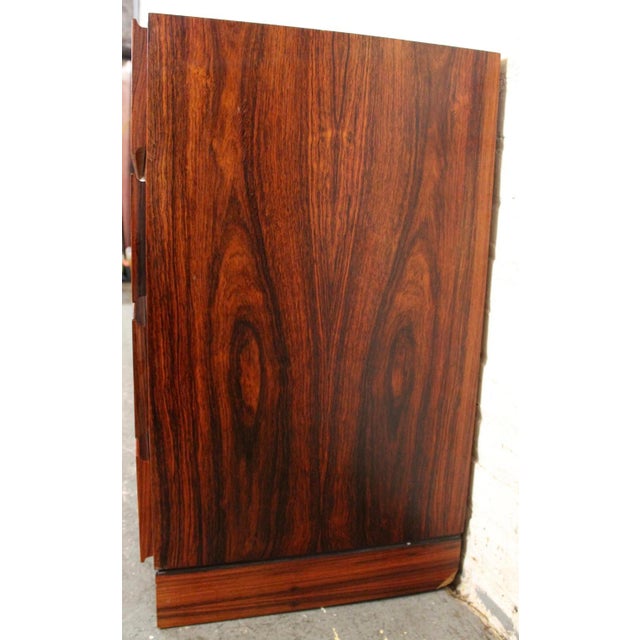 Mid 20th Century Mid-Century Modern Rosewood Dresser by Vinde Mobelfabrik For Sale - Image 11 of 15