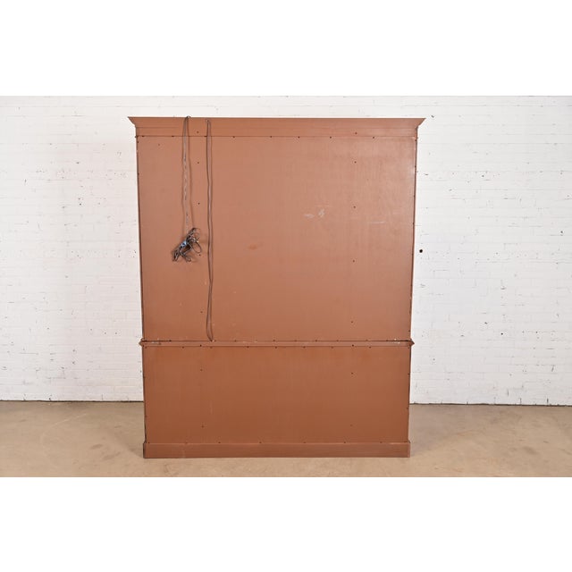 Baker Furniture Historic Charleston Georgian Inlaid Mahogany Lighted Breakfront Bookcase Cabinet For Sale - Image 13 of 14