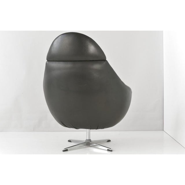 1960s Dutch Swivel Bucket Chair in Leather, 1960s For Sale - Image 5 of 11