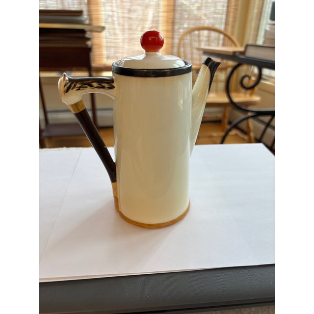 Early 20th Century 1920s Royal Doulton “Reynard the Fox’ Coffee Pot, English Sporting Ware For Sale - Image 5 of 6