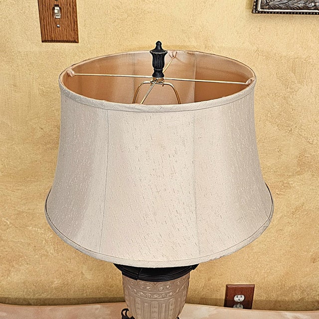 Vintage Neoclassical Urn Table Lamp With Frosted Glass & Dual Night Light For Sale - Image 15 of 18