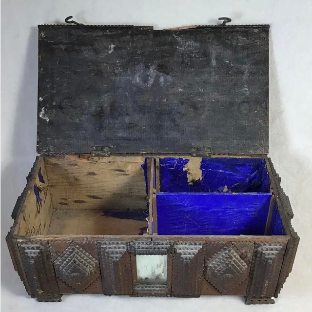 Early 19th Century Antique "Tramp Art" Box Late 1800s to Early 1900s For Sale - Image 5 of 12
